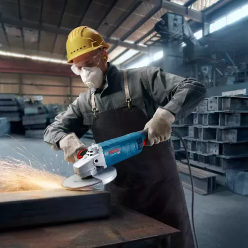 Угловая шлифмашина Bosch Professional GWS 23-230J