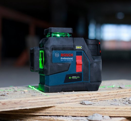 ლაზერული ნიველირი Bosch GLL 12V-100-33 CG