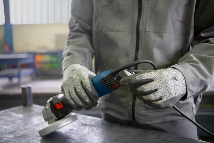კუთხსახეხი BOSCH  GWS 17-125 S